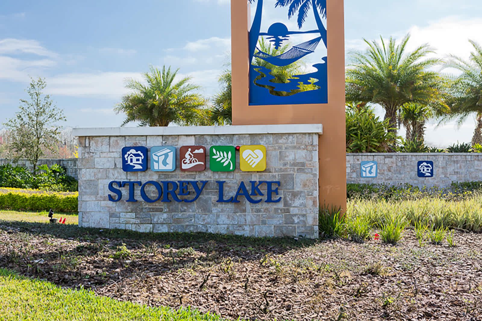 Welcome to Storey Lake! Tropical gated community entrance. 