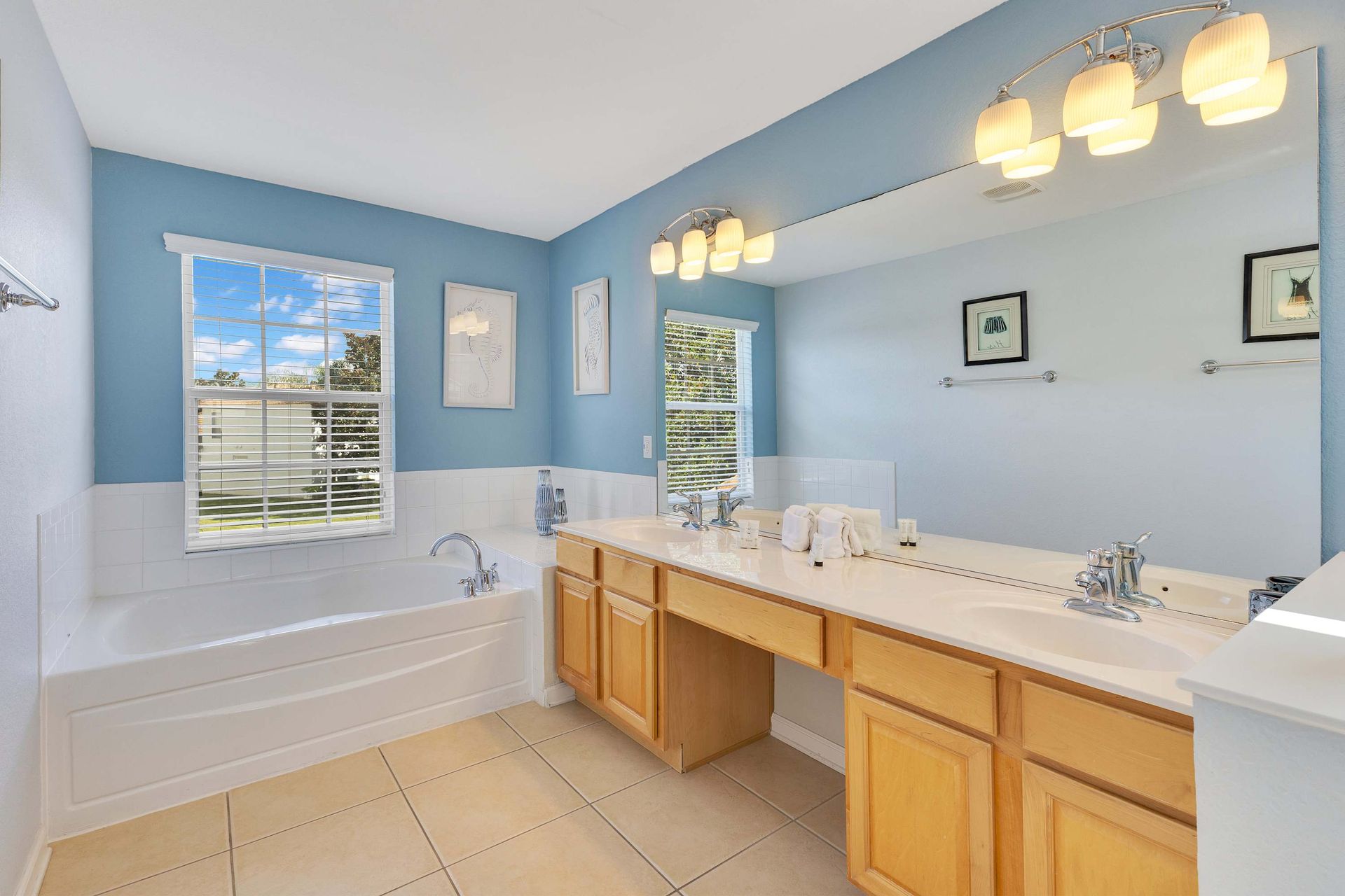 2576AB WH | Photo 23