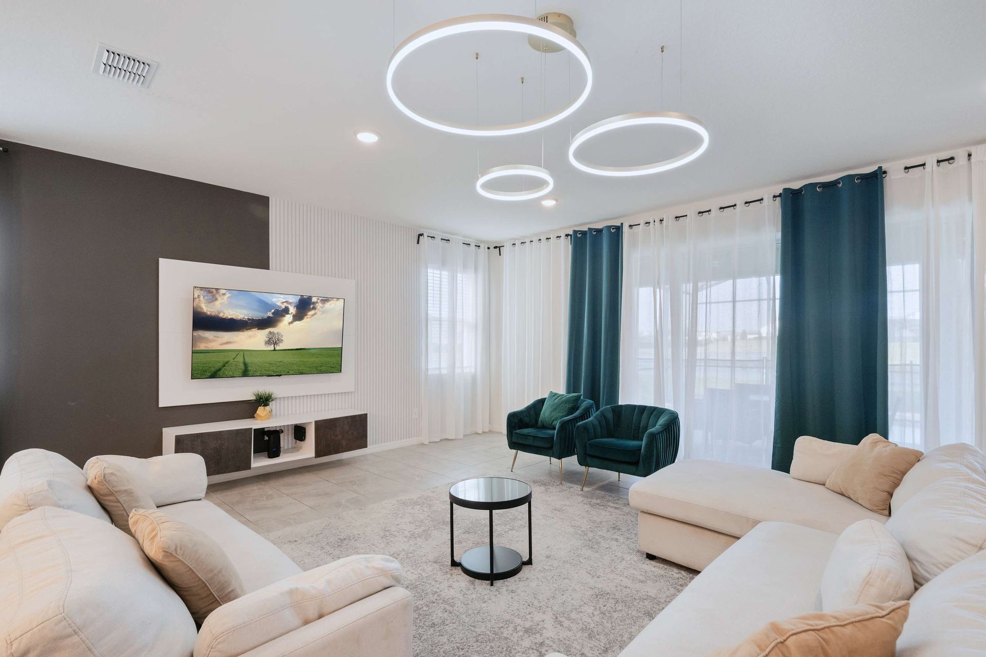 1594MCW Solara | Photo 9