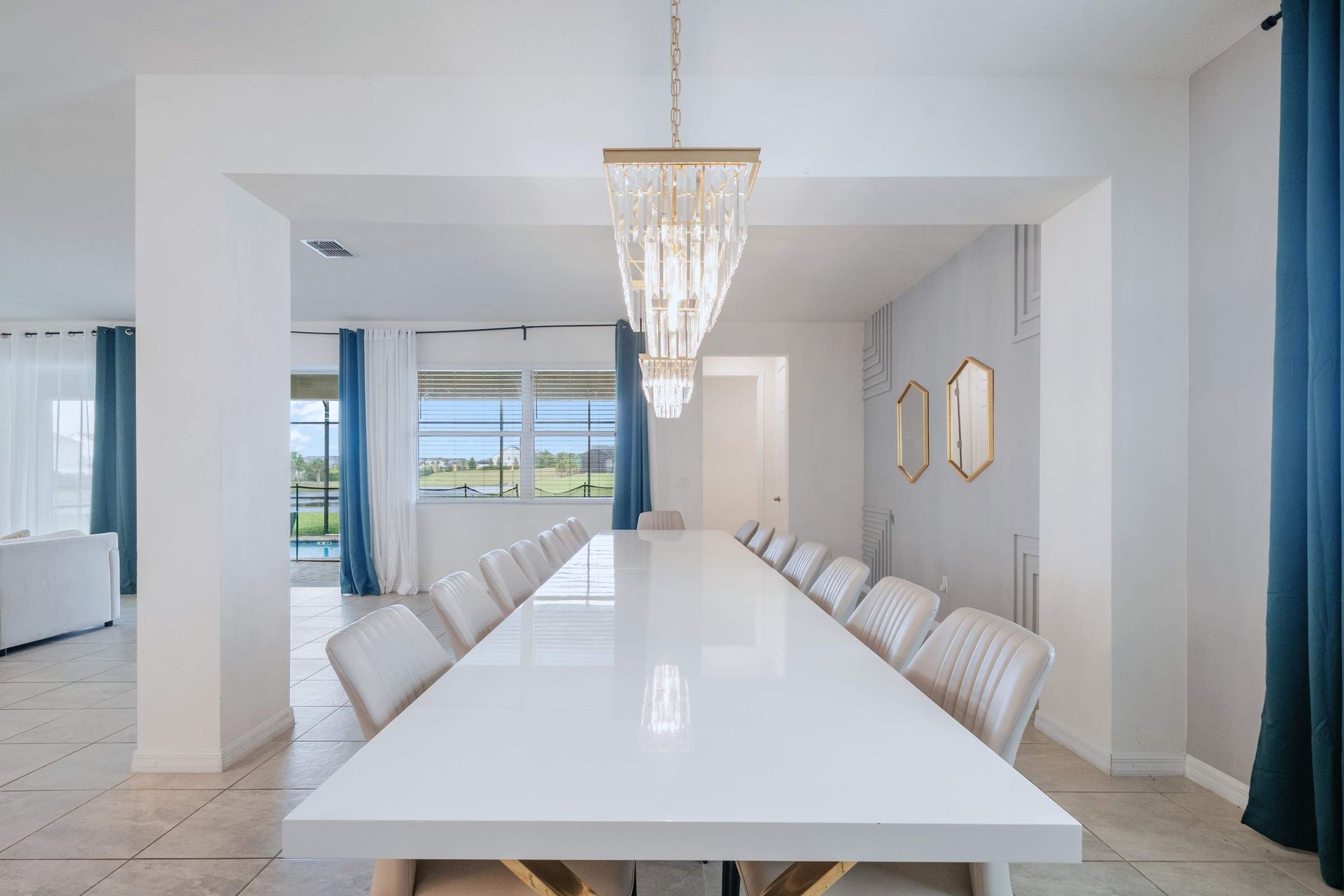 1594MCW Solara | Photo 10