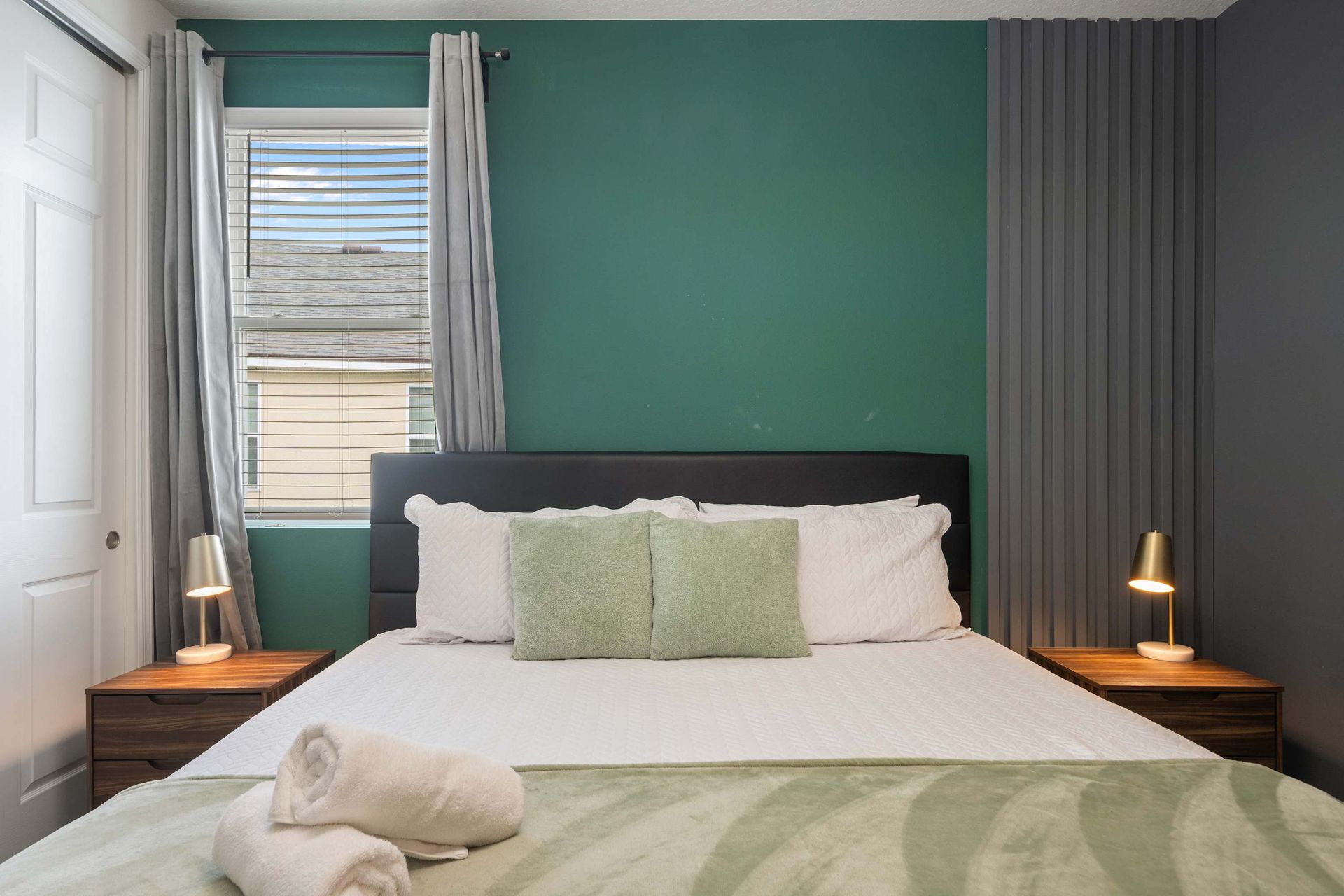 1594MCW Solara | Photo 26