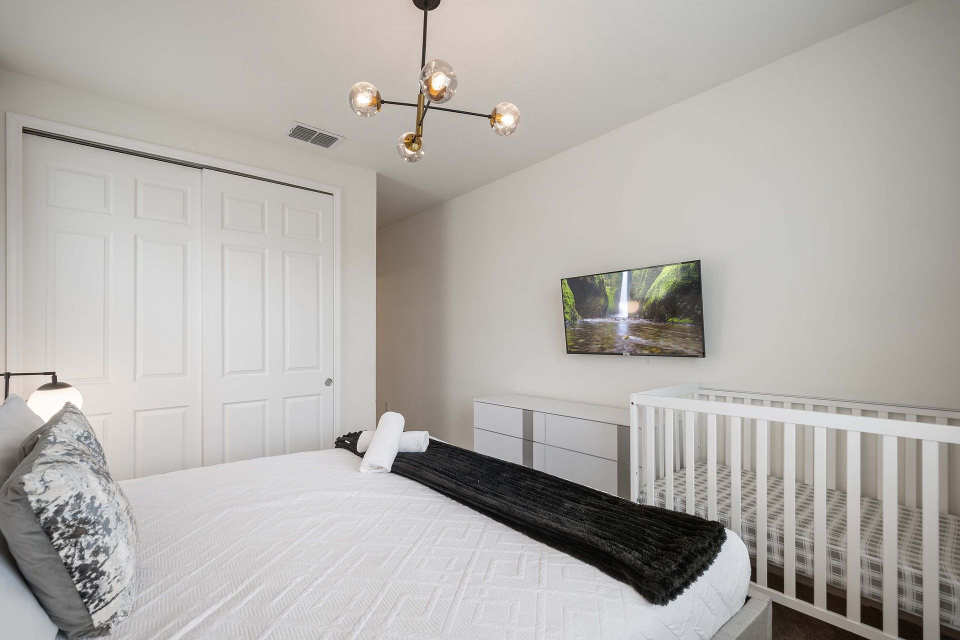 1594MCW Solara | Photo 41