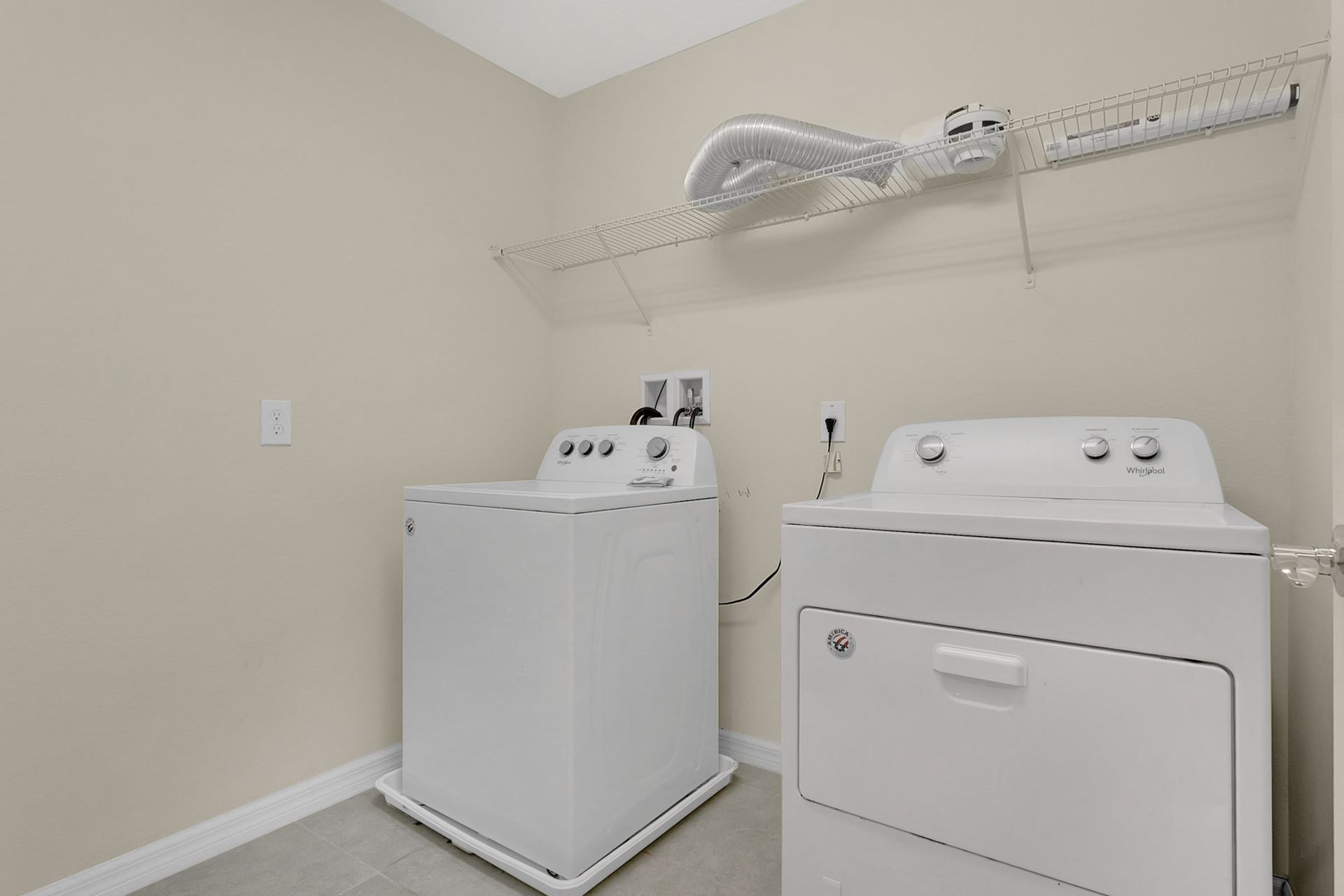 5481MOC Solterra | Photo 20