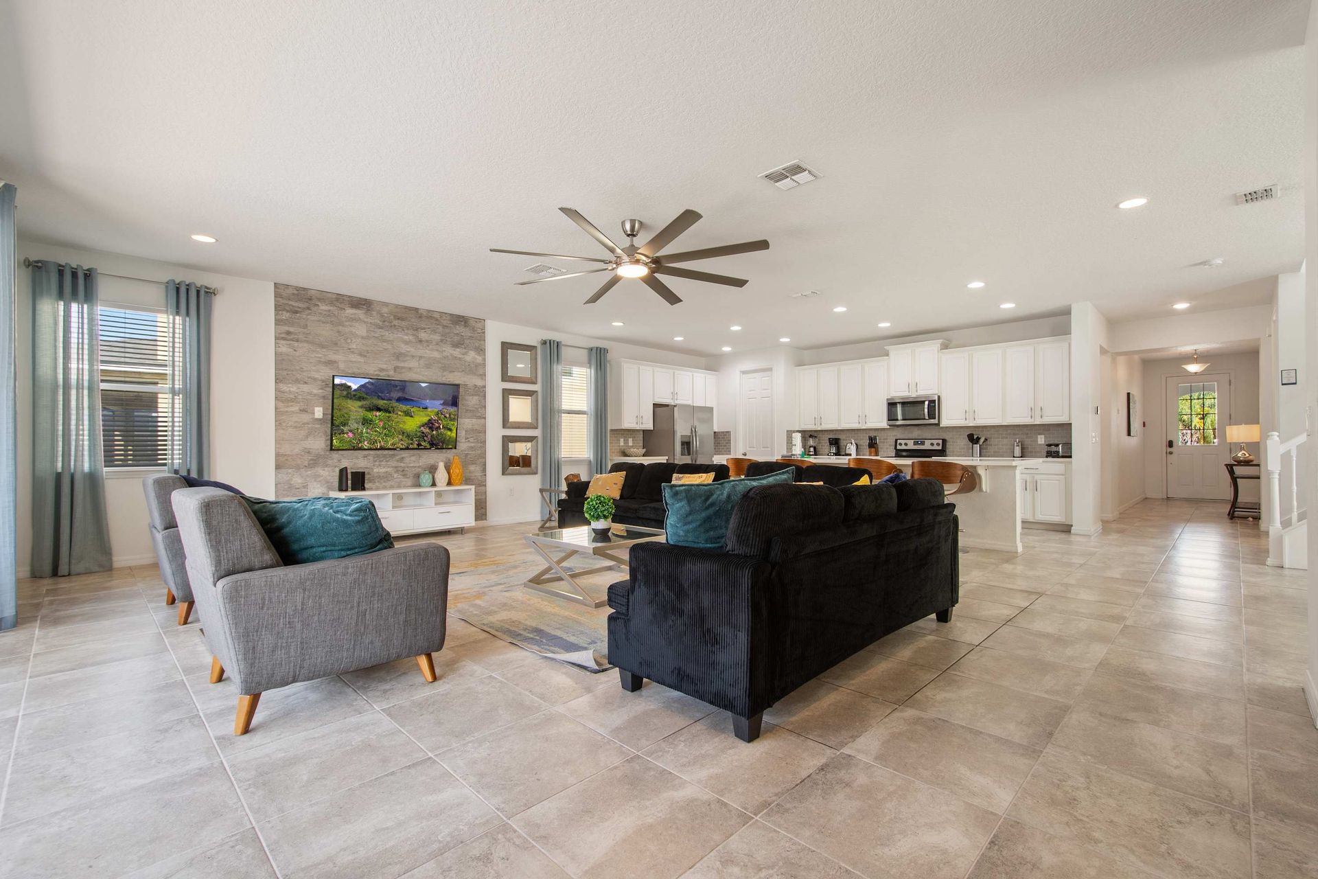 1730SP Solara | Photo 7