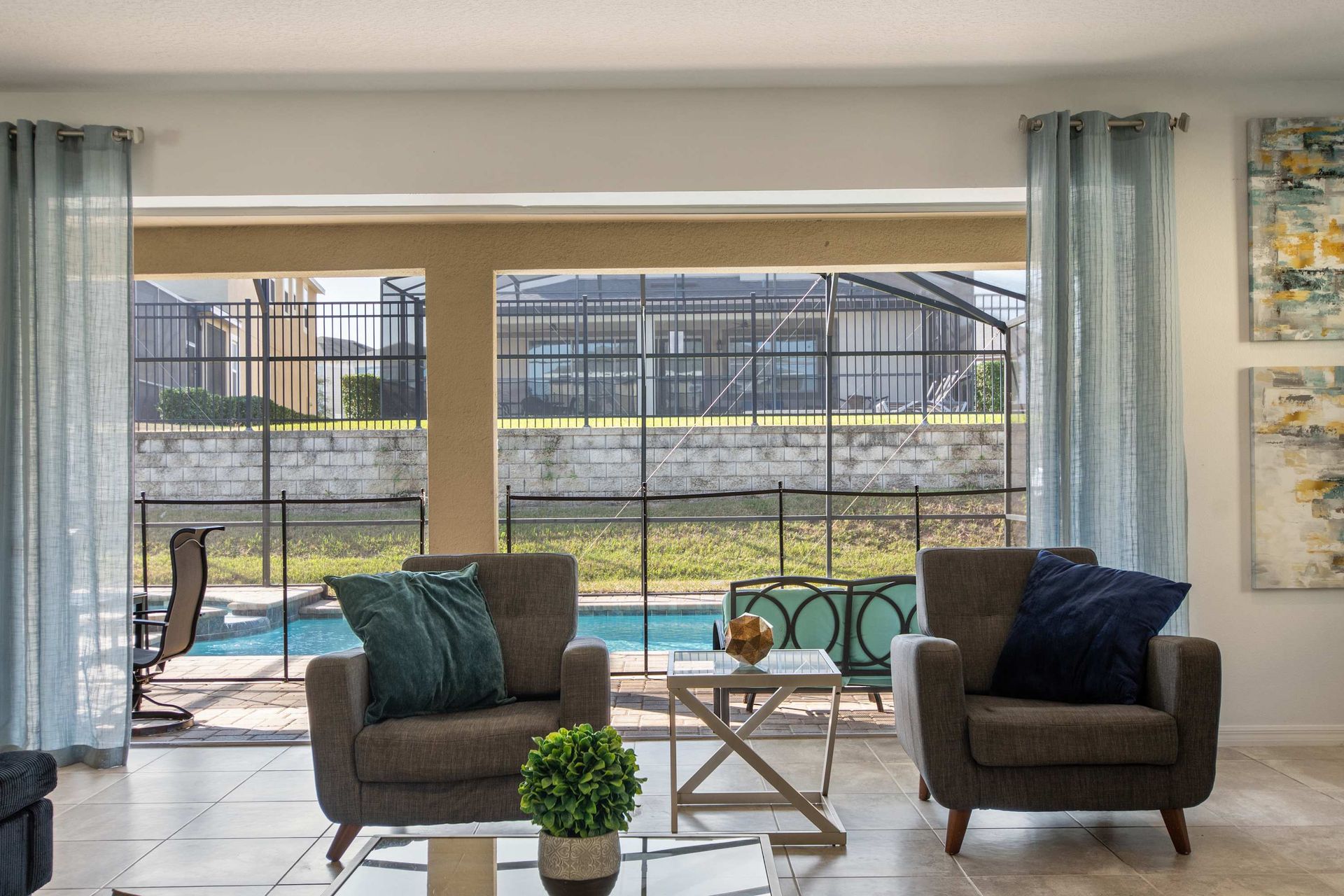 1730SP Solara | Photo 9