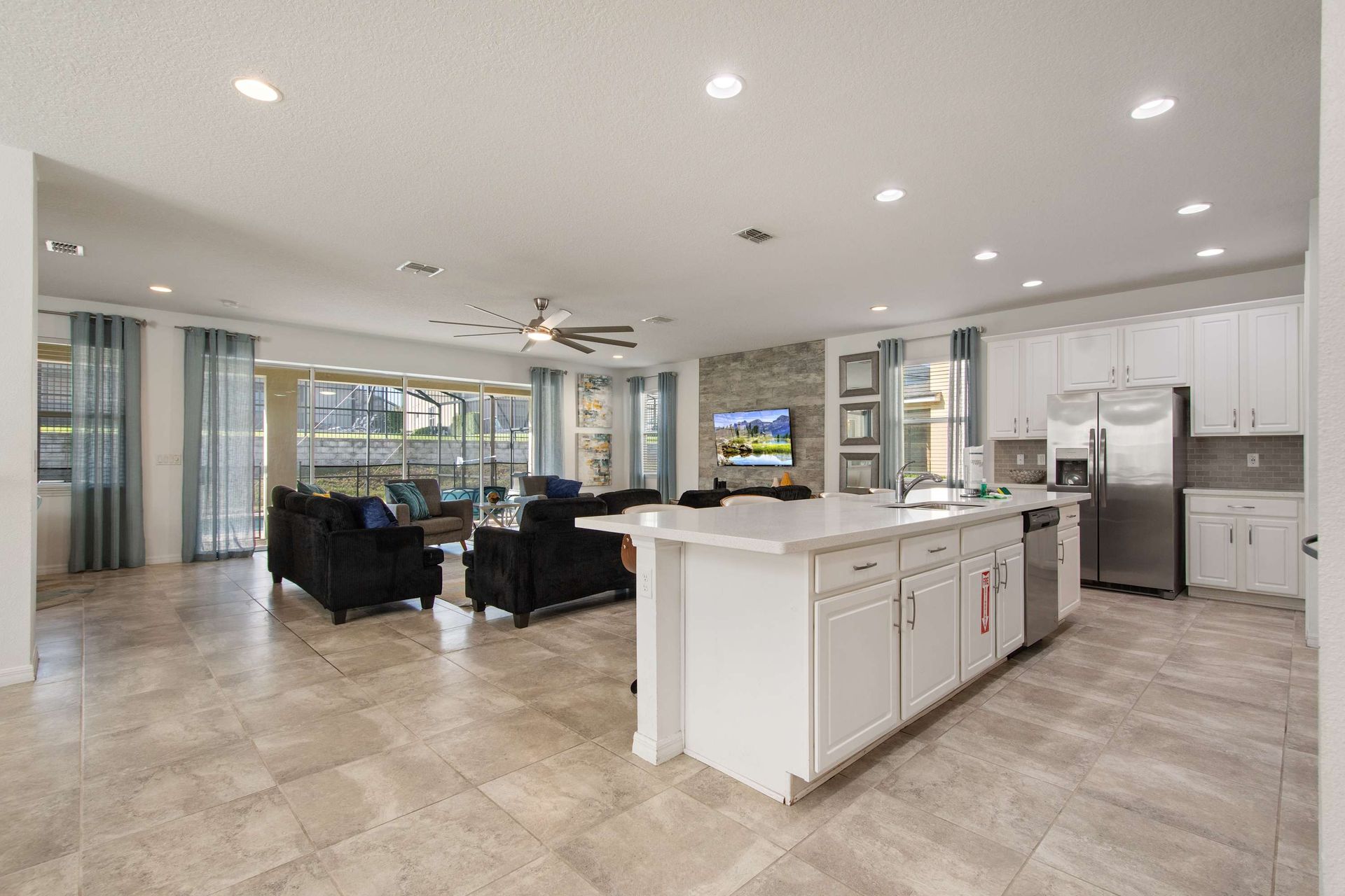 1730SP Solara | Photo 12