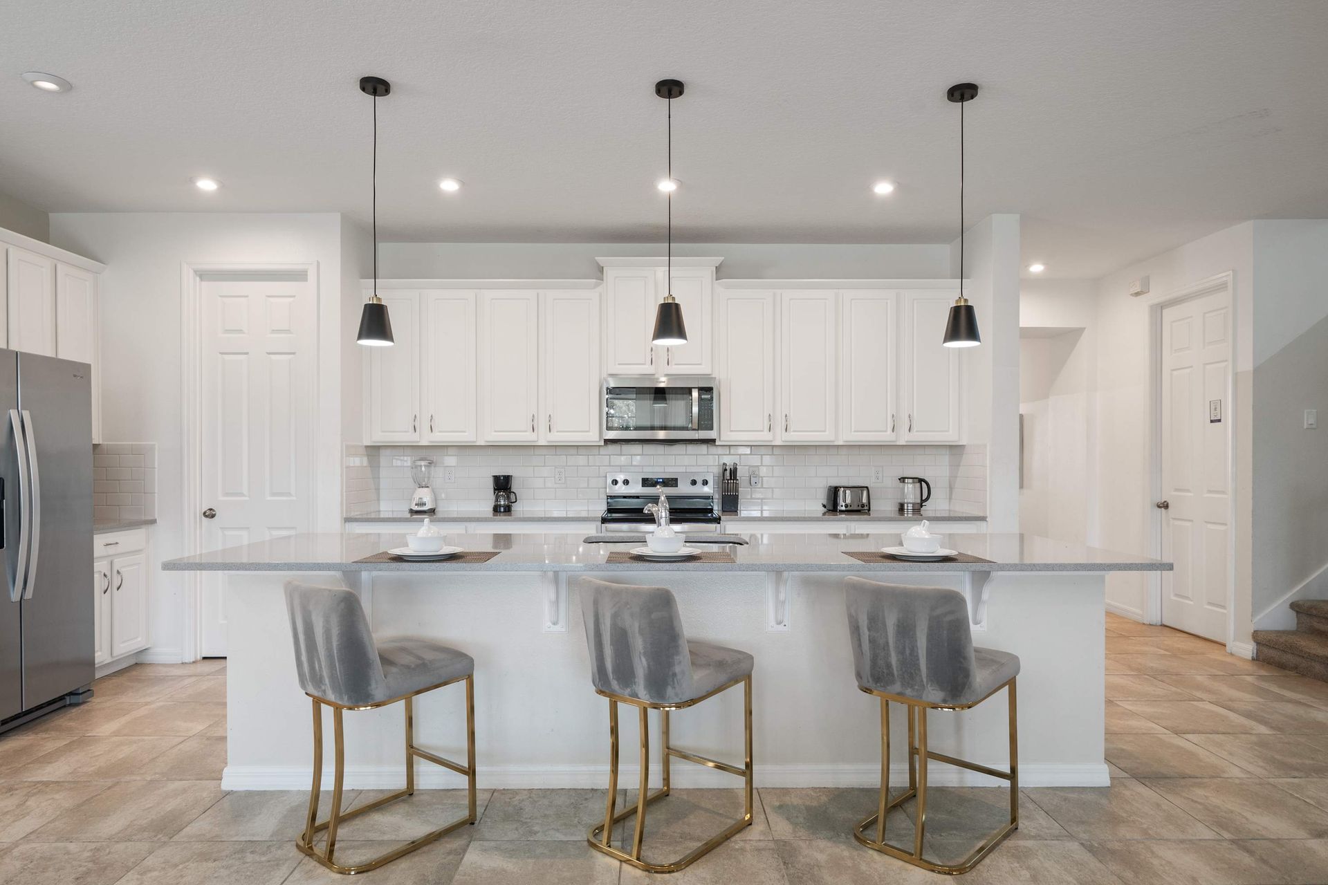 8954HRA Solara | Photo 3