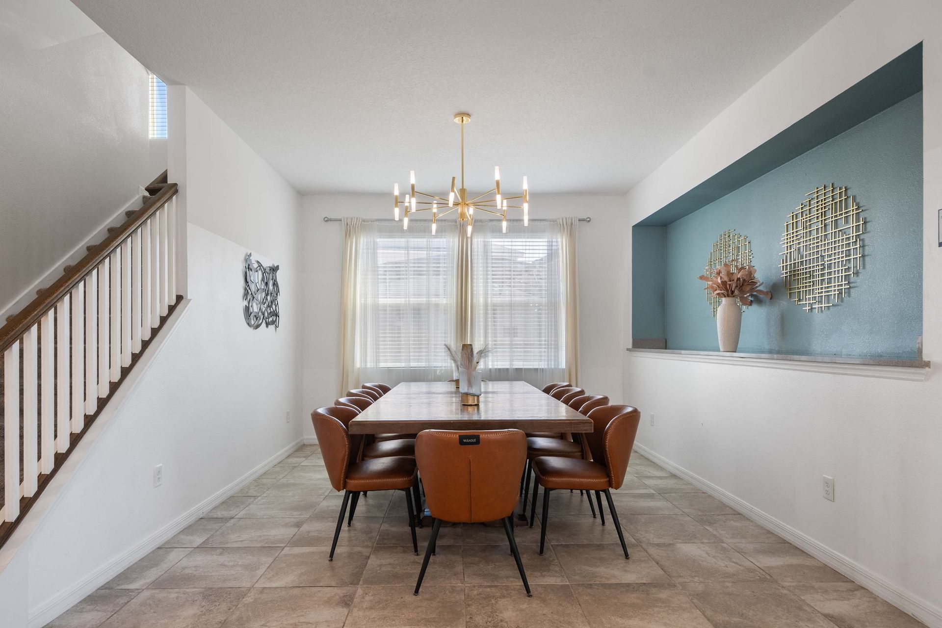 8954HRA Solara | Photo 2