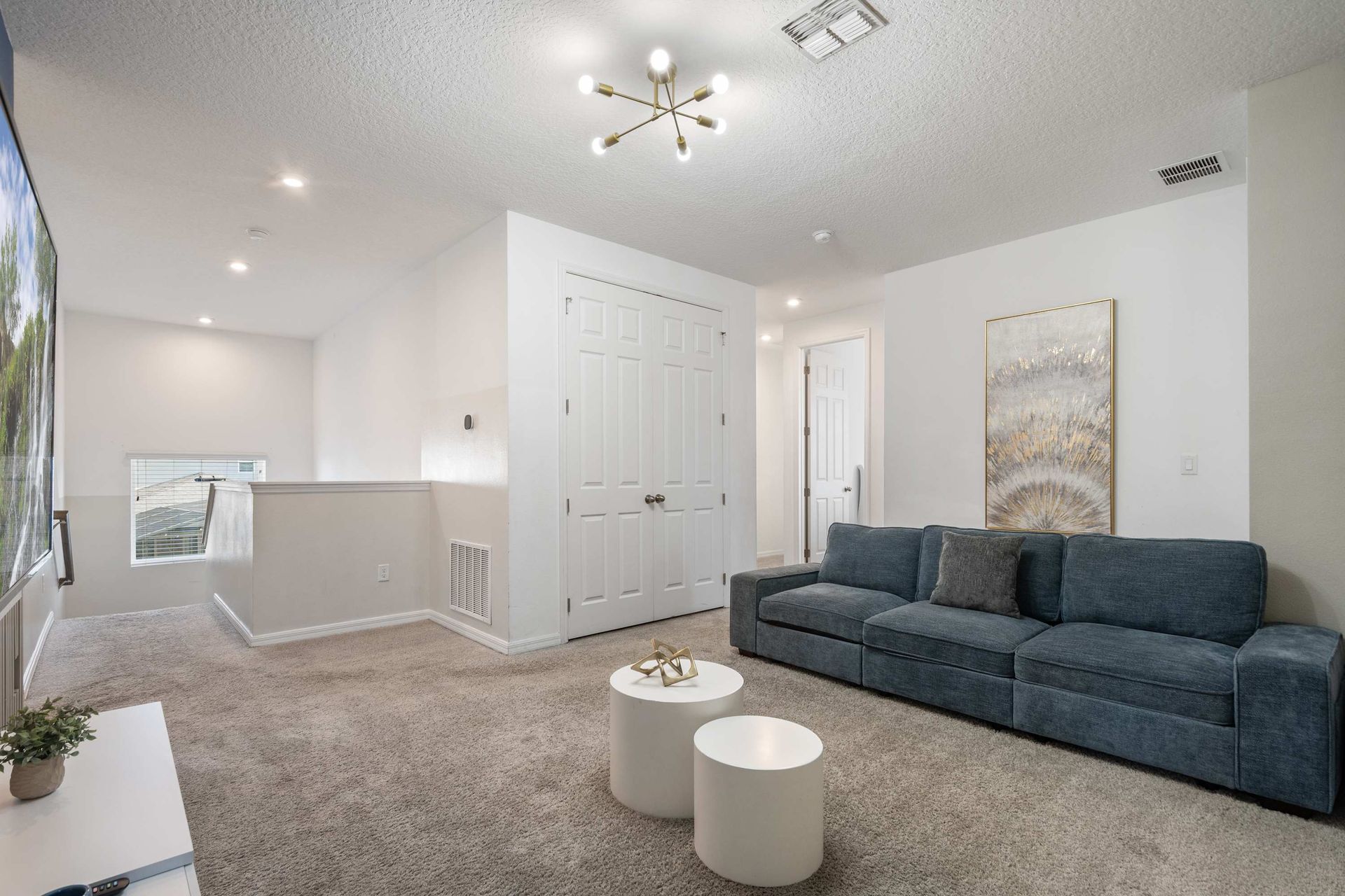 8954HRA Solara | Photo 19