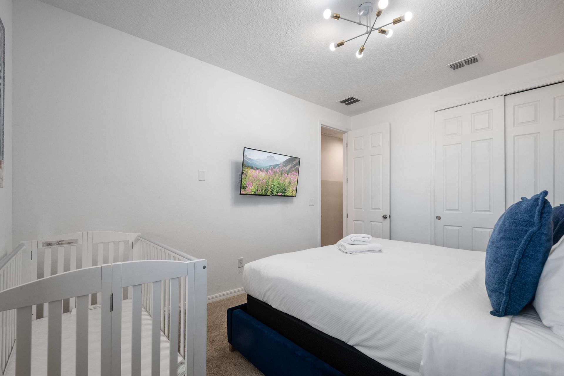 8954HRA Solara | Photo 48