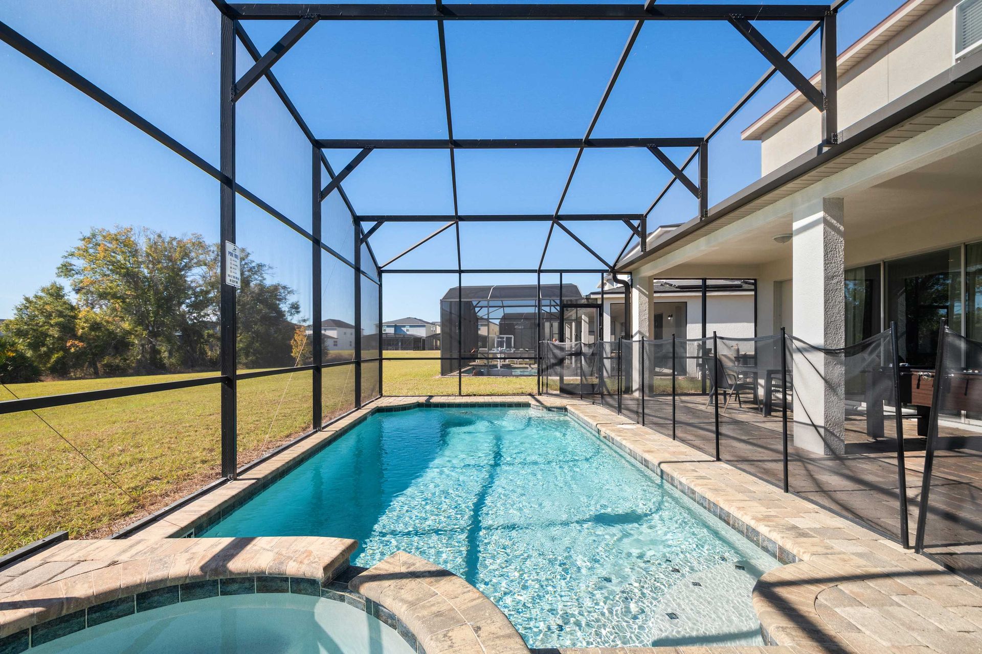 8954HRA Solara | Photo 60