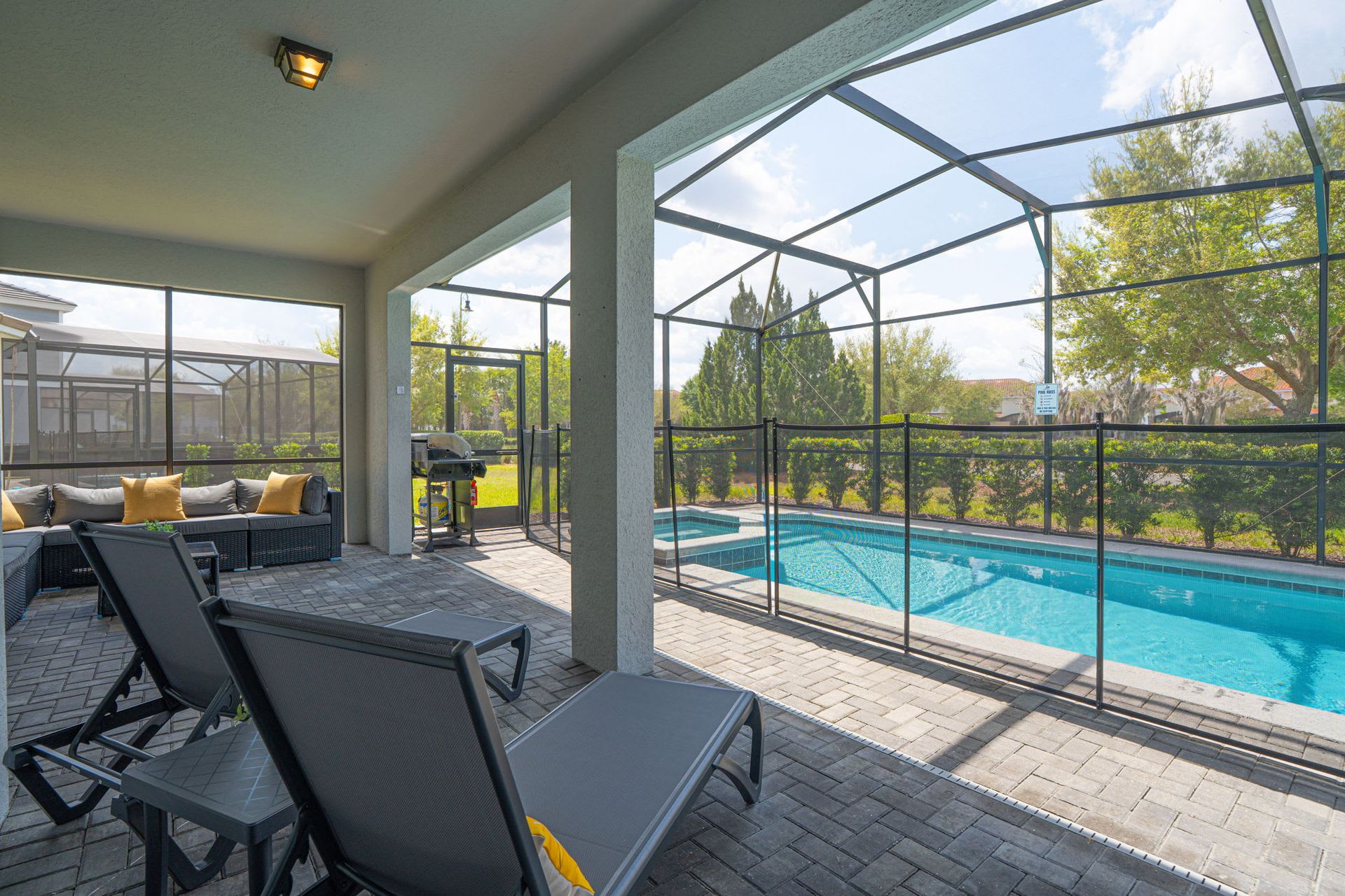 7303OL Solterra New | Photo 48