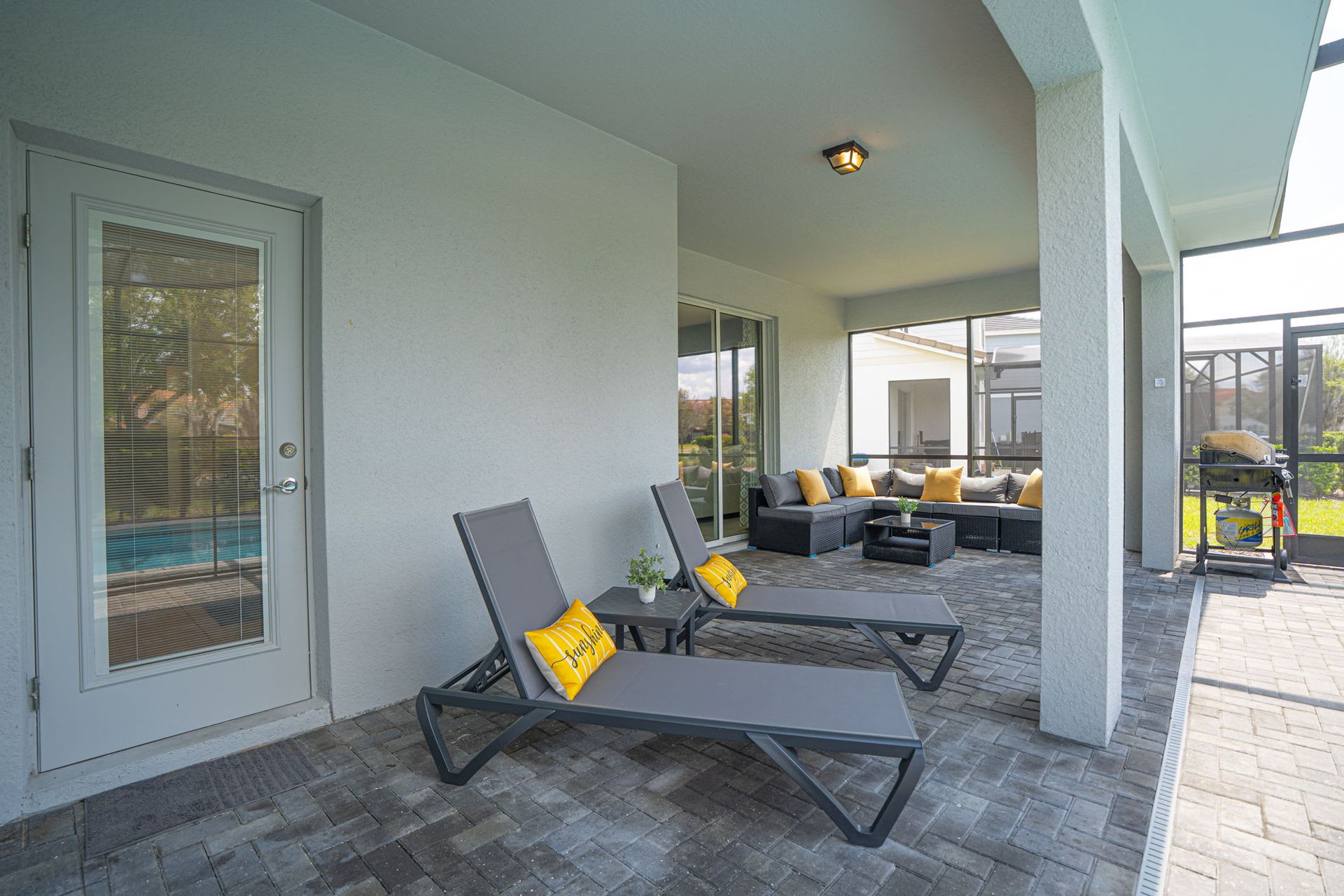7303OL Solterra New | Photo 46