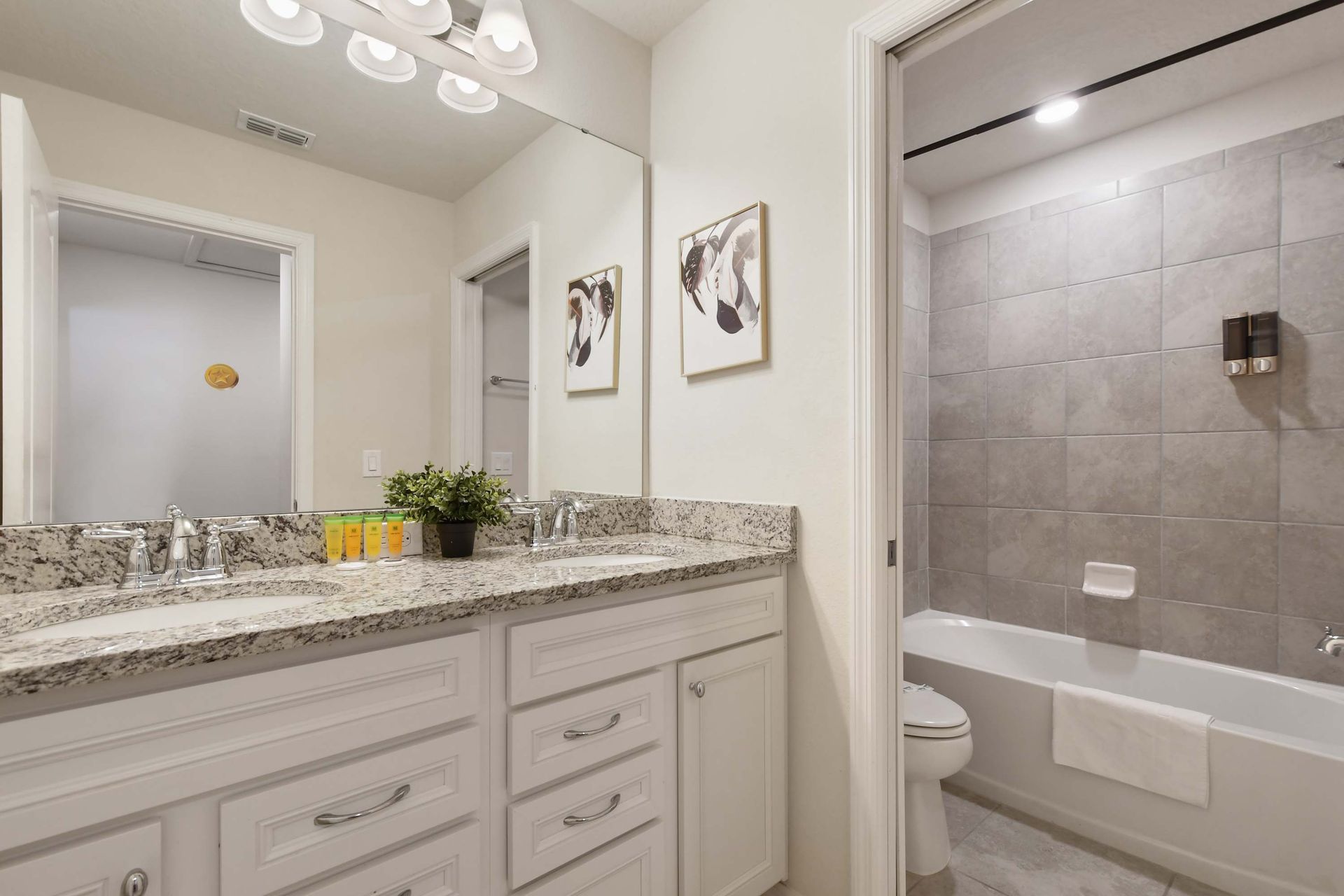 7271OL Solterra | Photo 51