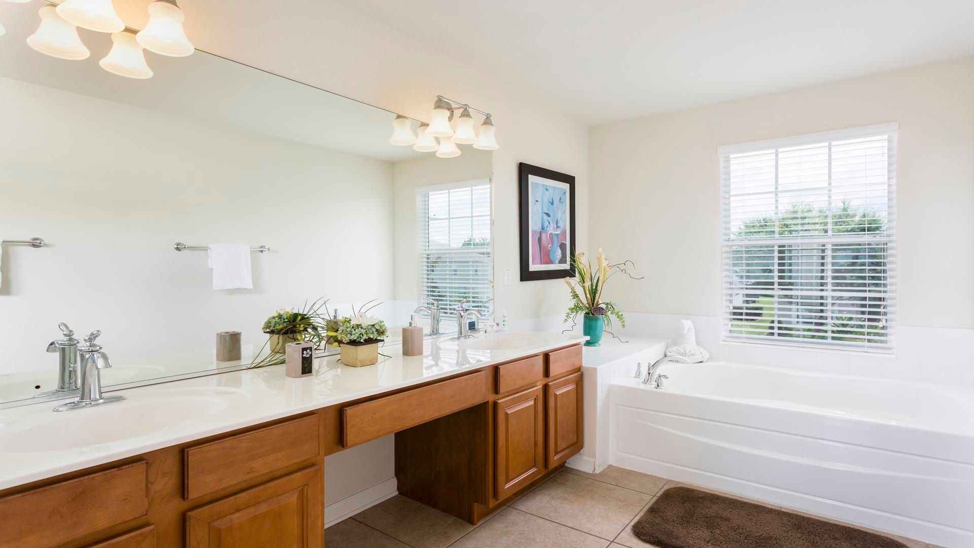 Complete bathroom equipped with all essential fixtures