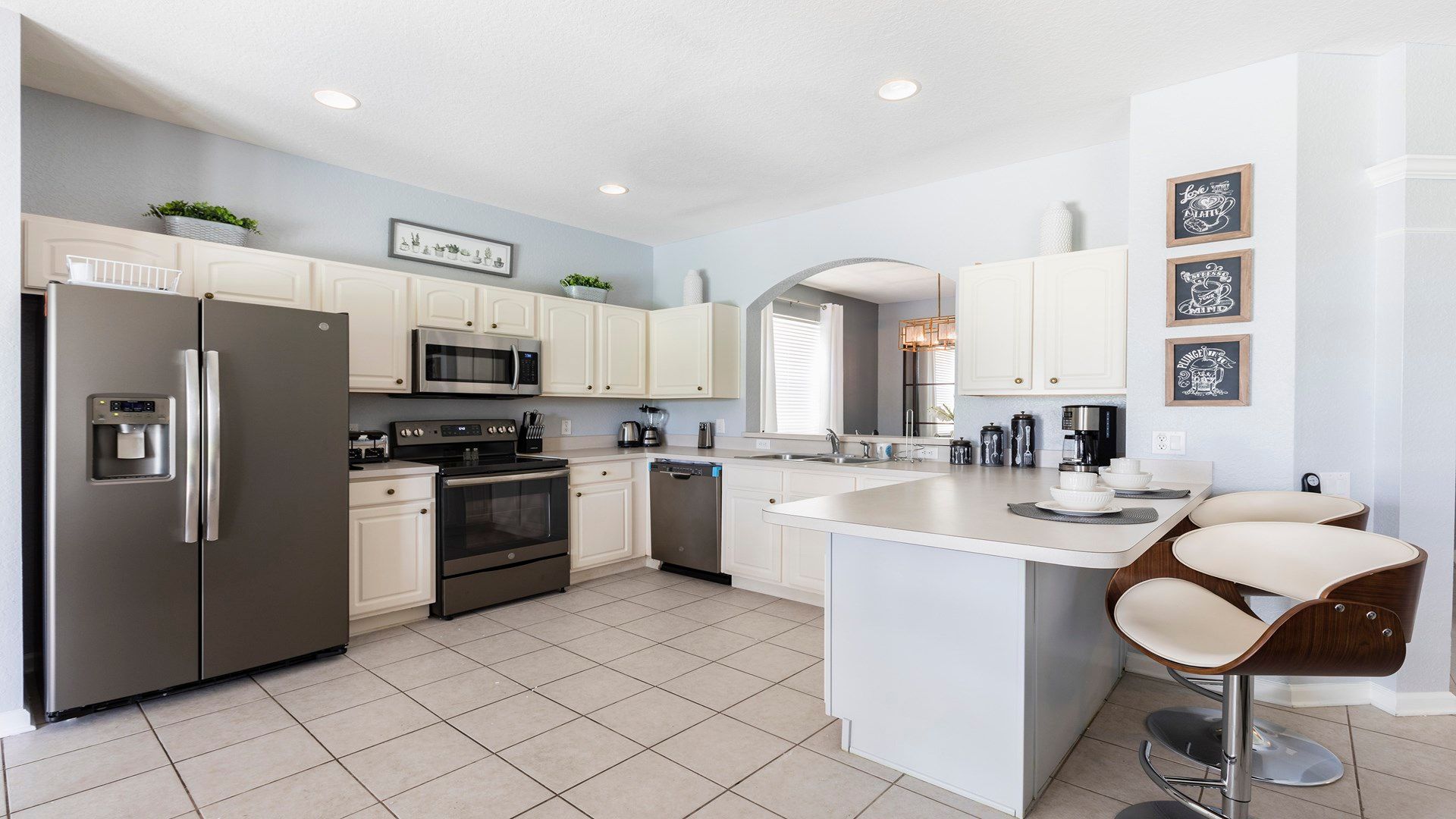 The large chef's kitchen comes equipped with everything you could need