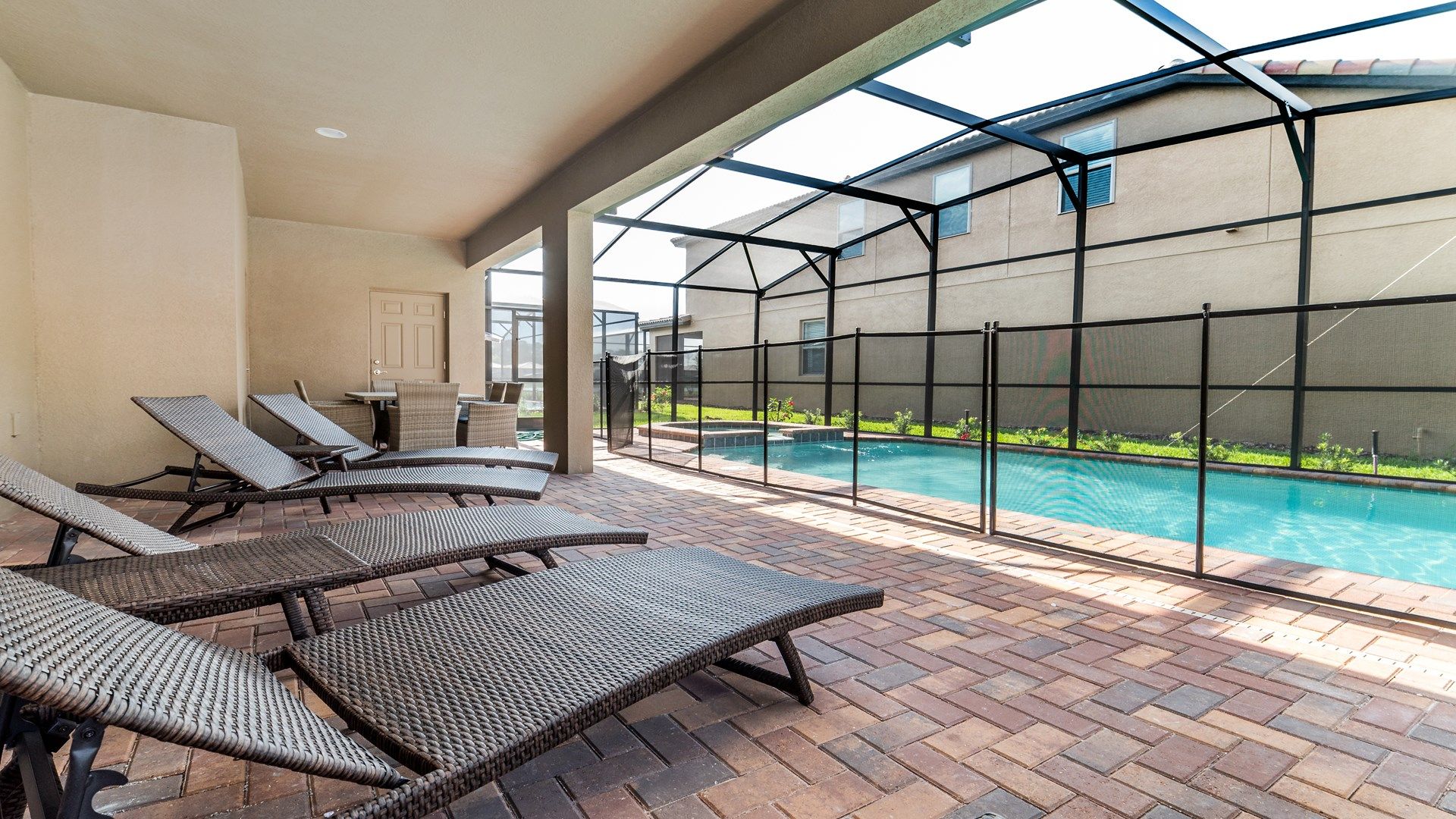 You'll have the screened in spa and pool all to yourself.