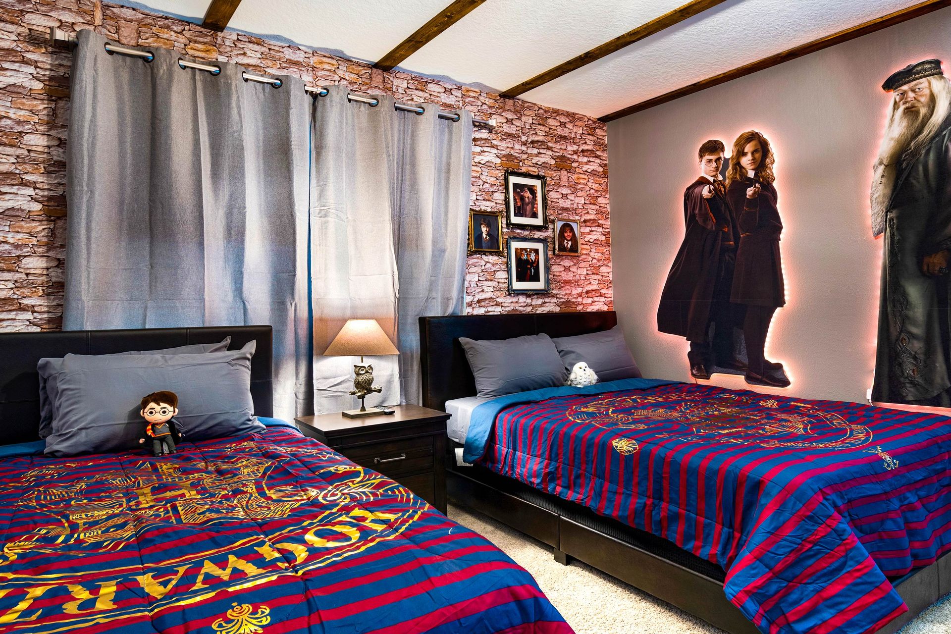 Magical wizard-themed bedroom with Hogwarts decor and cozy beds!