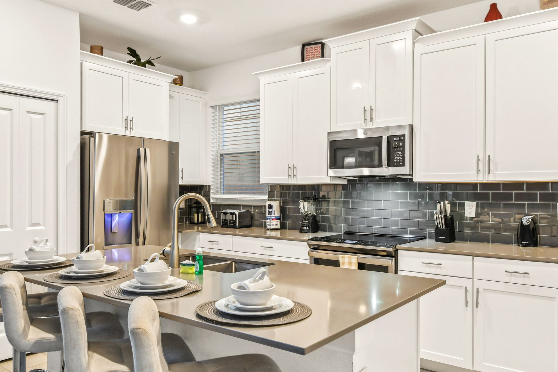 Unleash your inner chef in our modern kitchen, complete with top-of-the-line appliances for your convenience.