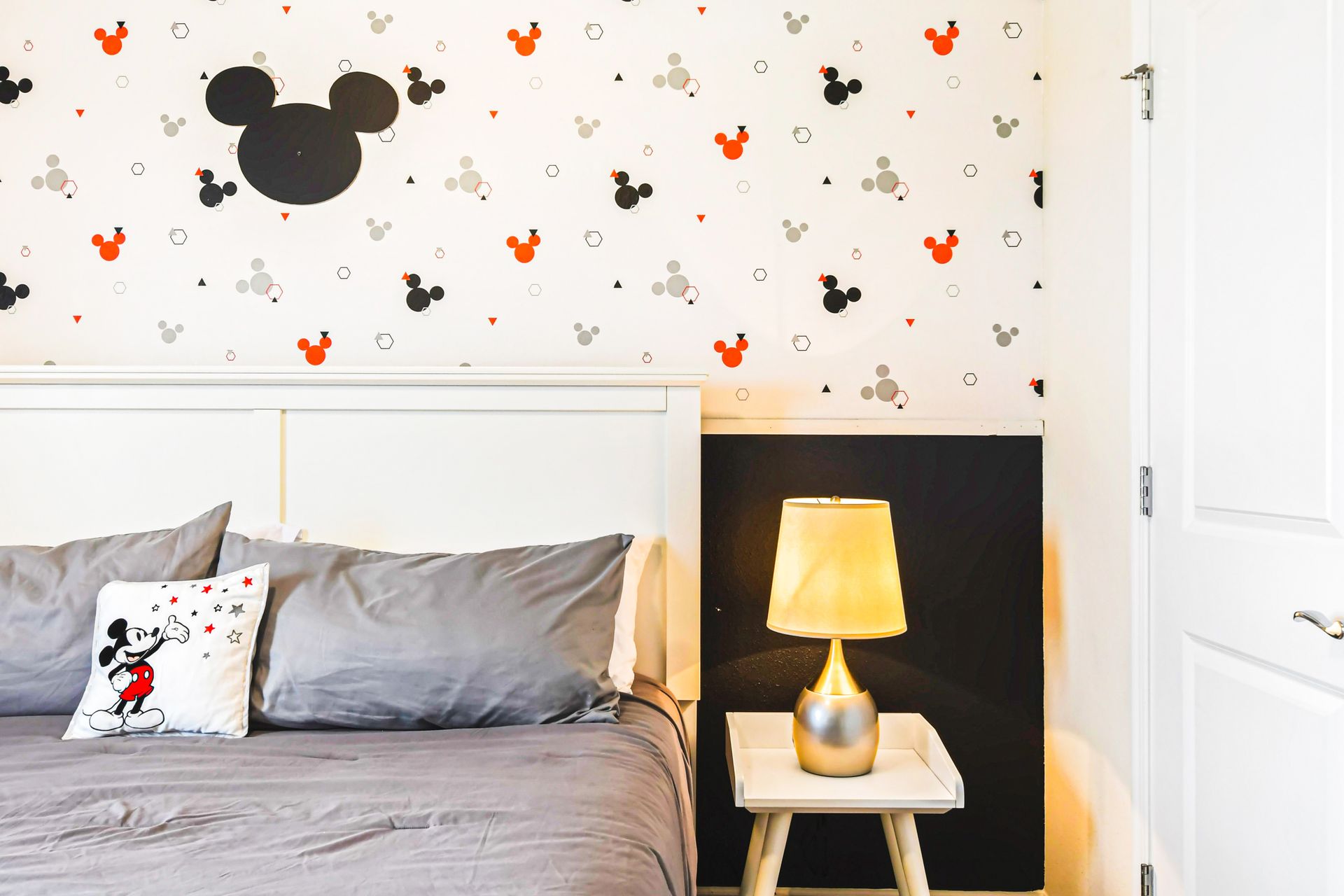 Relax and rejuvenate in our inviting bedroom, providing you with a comfortable retreat after a day of adventure.