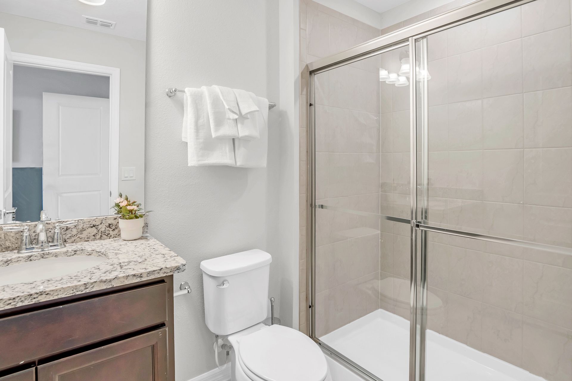 Experience comfort and convenience in our spacious bathroom, designed to meet all your needs during your stay.