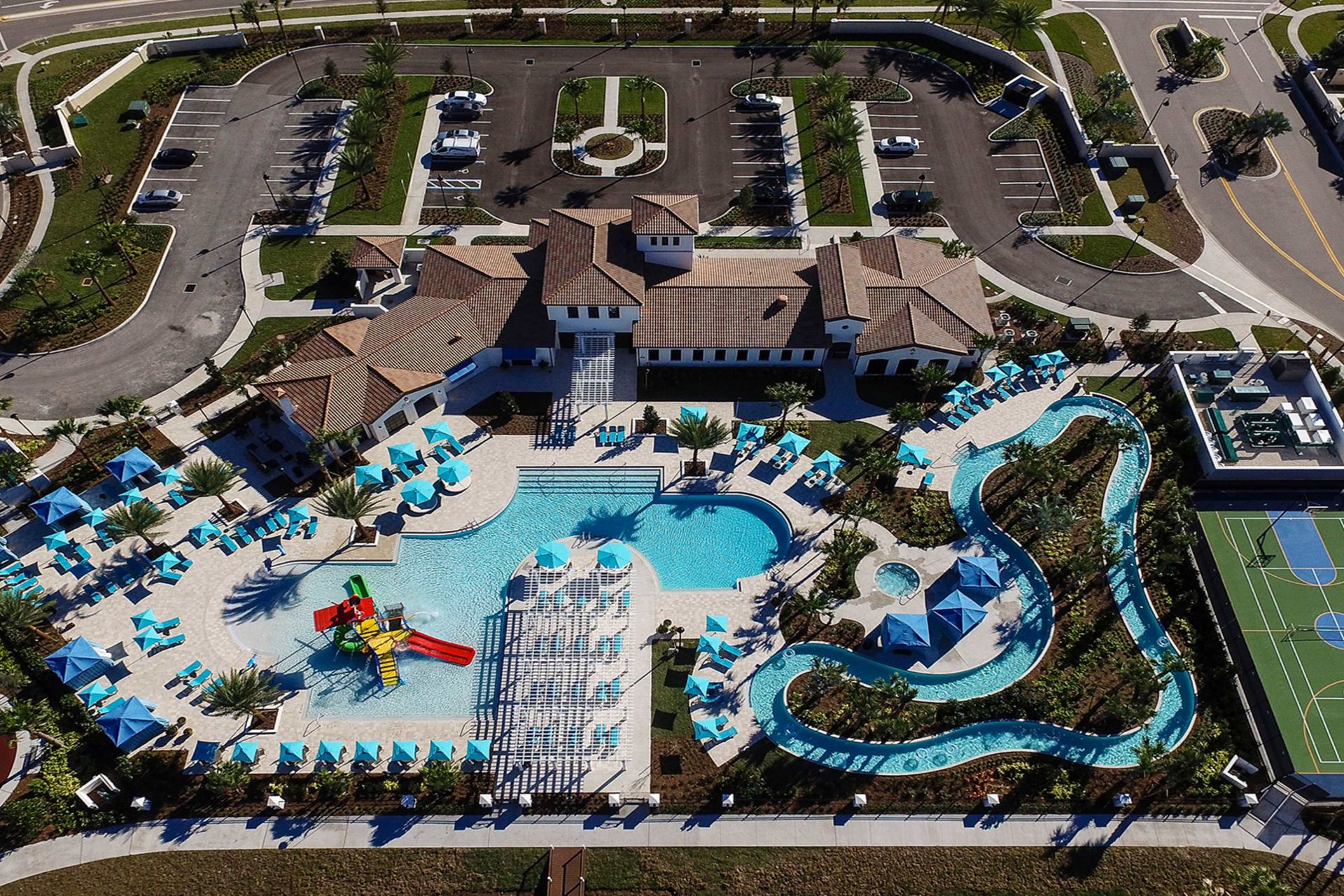 Float along the resort lazy river, offering you a relaxing and rejuvenating experience during your stay.