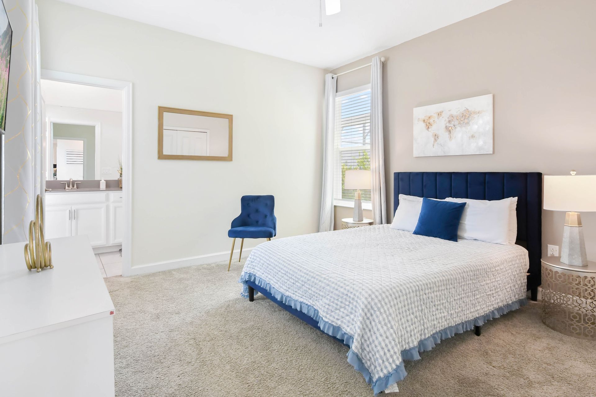 Experience ultimate relaxation in our luxurious bedroom, promising you a restful stay.