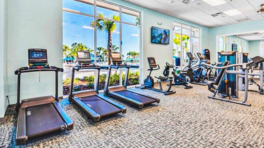 Resort Gym: Ideal for physical exercises, the facility offers a well-equipped space.