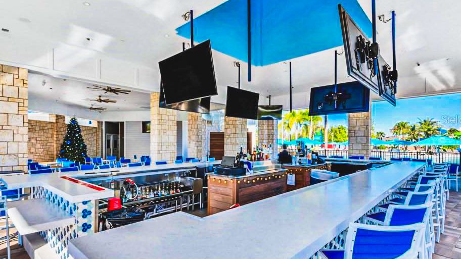 Resort Bar: Sip and savor at the lively resort bar.