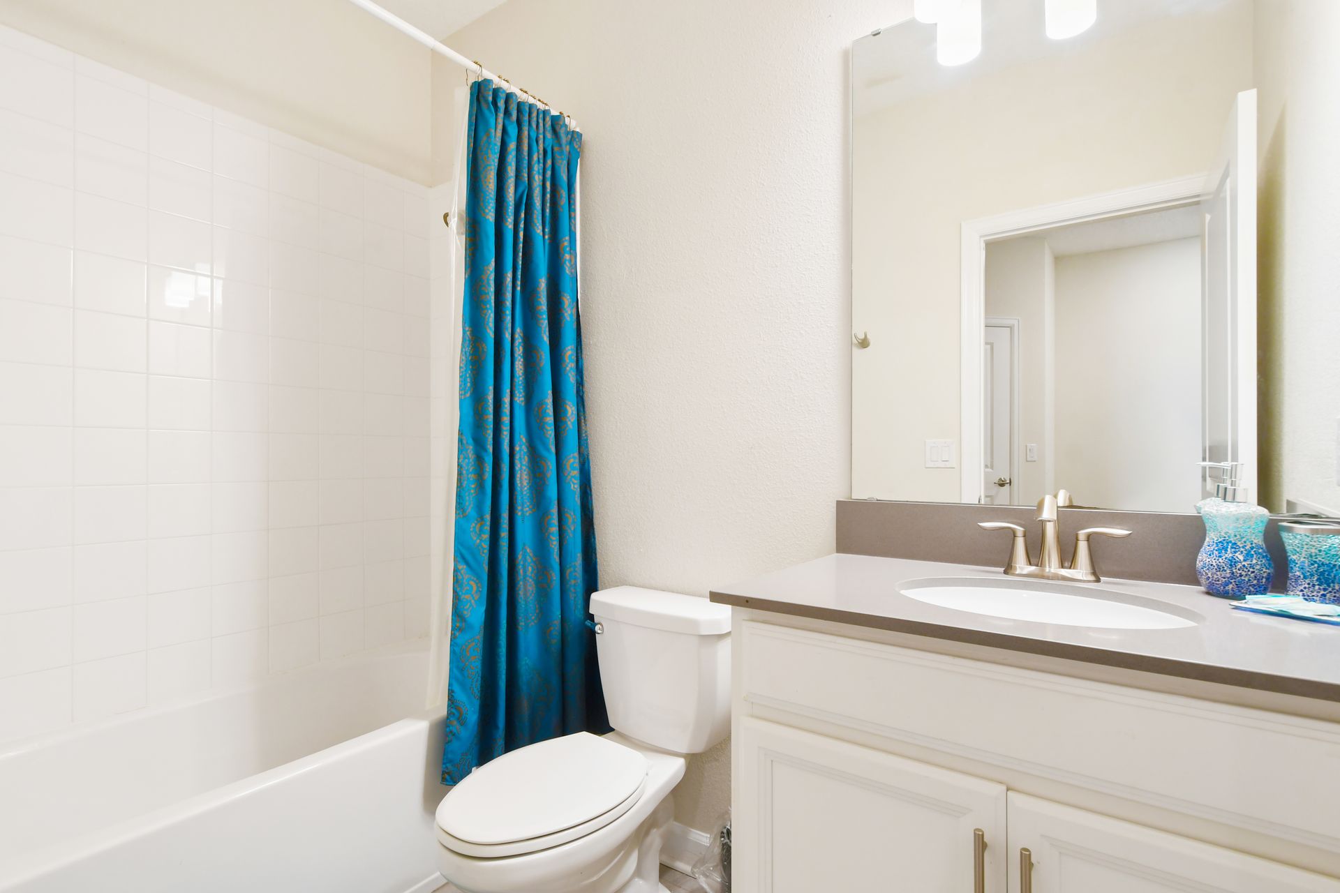 Refresh and rejuvenate in our modern bathroom, offering you a spa-like experience during your stay.