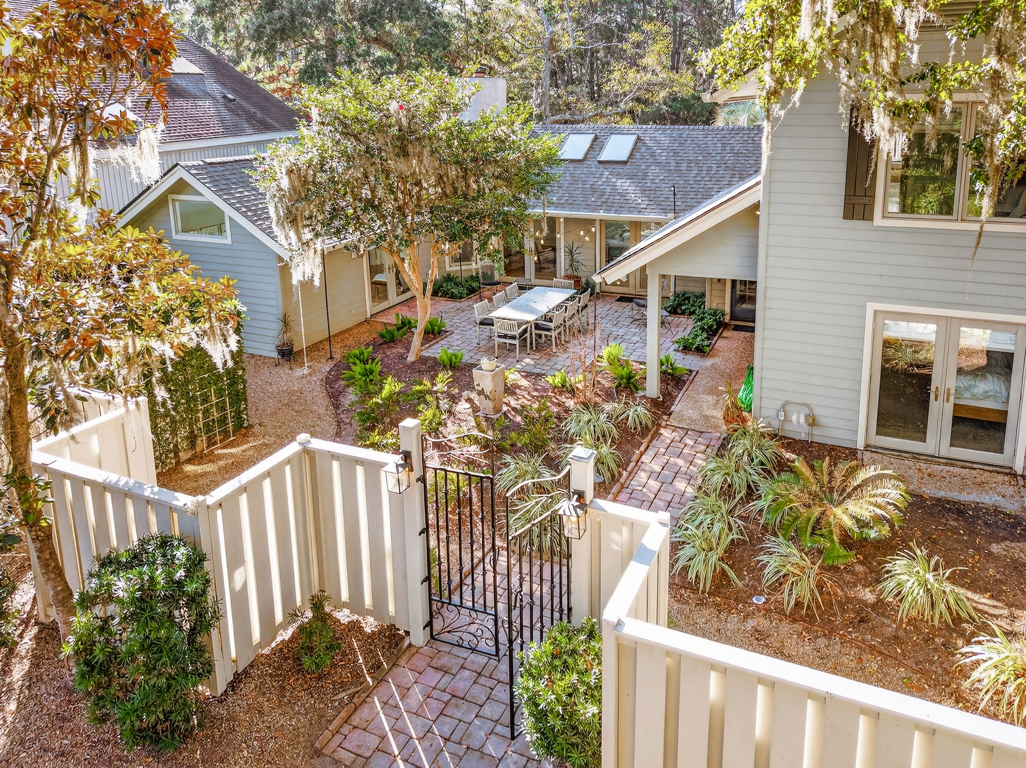 20 Gunnery Lane: Sea Pines | Photo 2