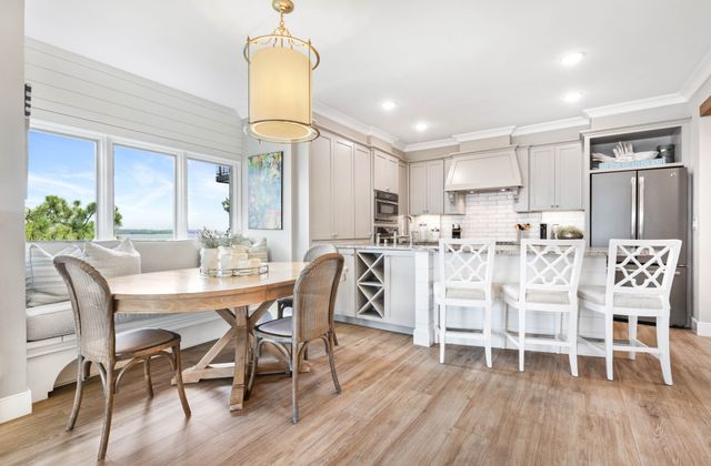 1880 Beachside Tennis Villas: Sea Pines Photo