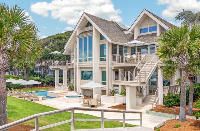 23 South Beach Lagoon Dr: Sea Pines Photo