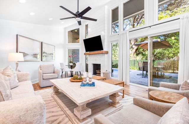 1 Merganser Court: Sea Pines Photo