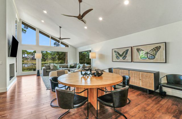 8 Gull Point Road: Sea Pines Photo