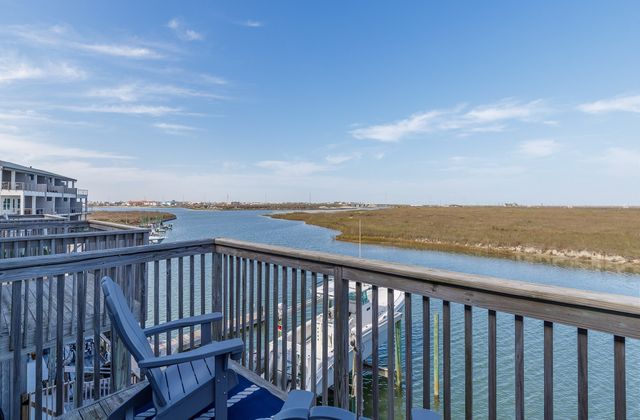 Winter Rental Pier 13 Cangrejos of the Canal TLHCK