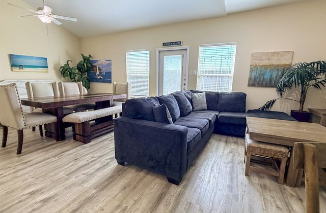 Winter Rental Nemo Cay Resort BC109