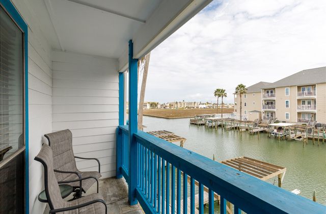 Winter Rental Great Waterfront Escape CSPN209