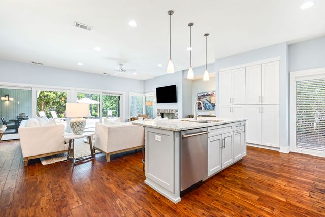 44 Stoney Creek: Sea Pines 10