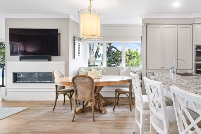 1880 Beachside Tennis Villas: Sea Pines 10