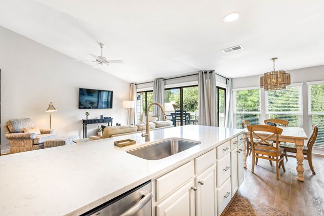 2414 Lighthouse Tennis Club: Sea Pines 10
