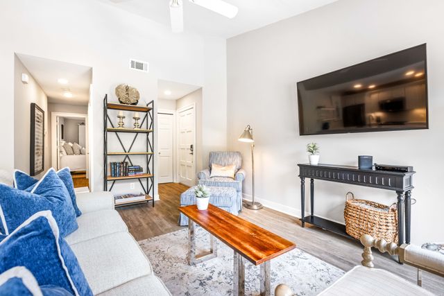 2414 Lighthouse Tennis Club: Sea Pines 8