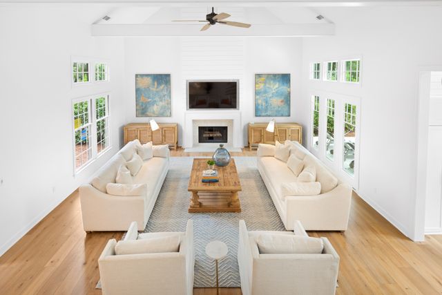 29 South Beach Lane: Sea Pines 4