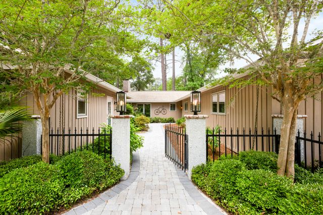 26 Tupelo Road: Sea Pines 6