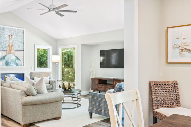 27 Hollyberry Lane: Sea Pines 5