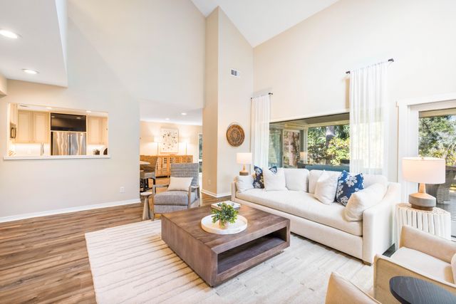 45 Deer Run Lane: Sea Pines 9