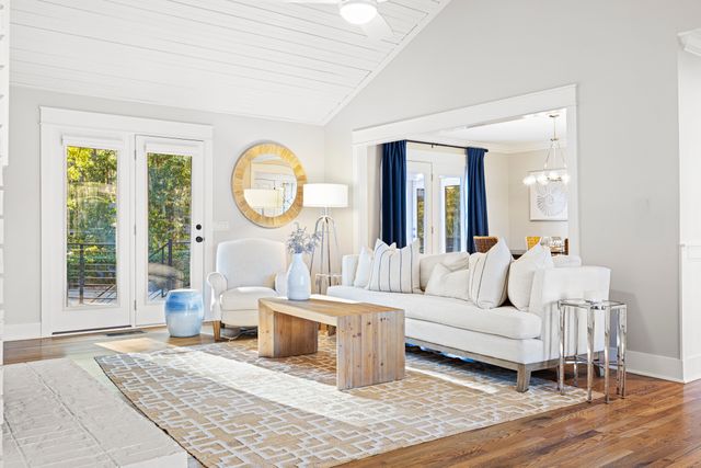 8 Heritage Road: Sea Pines 9