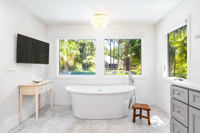 11 Gunnery Lane: Sea Pines 6