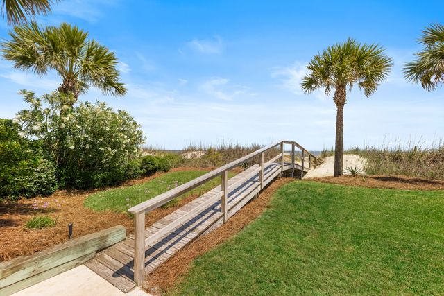 23 South Beach Lagoon Dr: Sea Pines 8