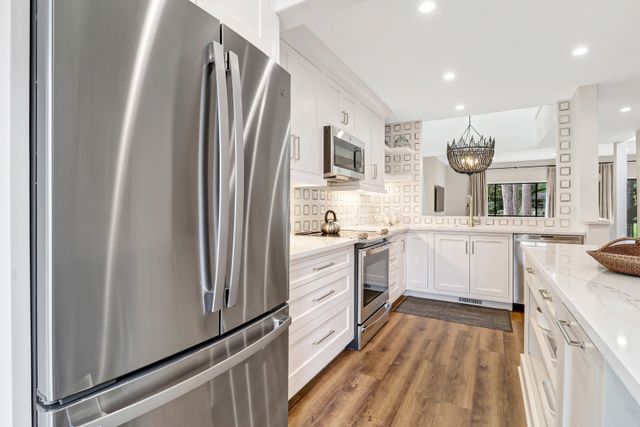 2537 Gleneagle Green: Sea Pines 8